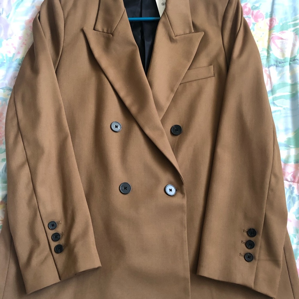 Zara blazer in color toffee
